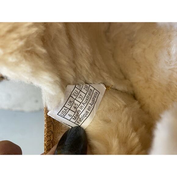 UGG “Mckay” Chestnut Suede Sheepskin Ankle Mini Boots Booties Size 6 Women NEW - Picture 11 of 13